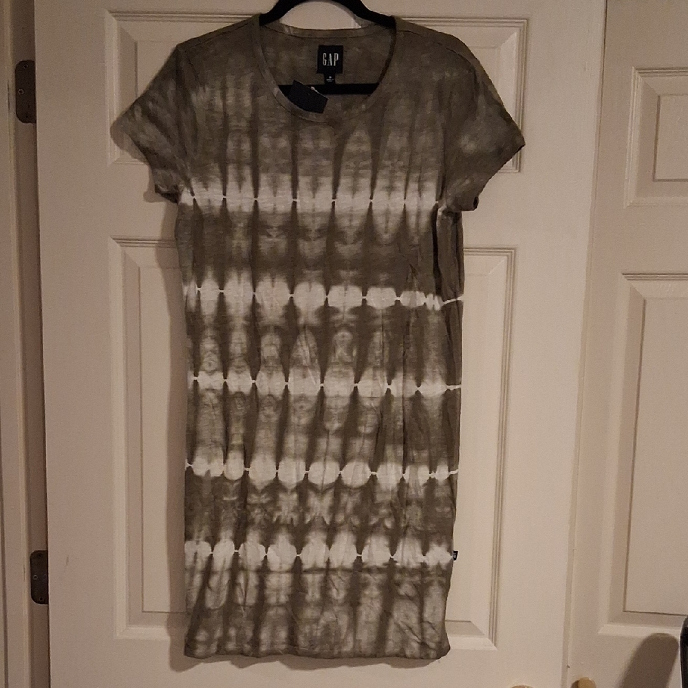 GAP New Olive and White Stripe Tie-Dye Medium Dress